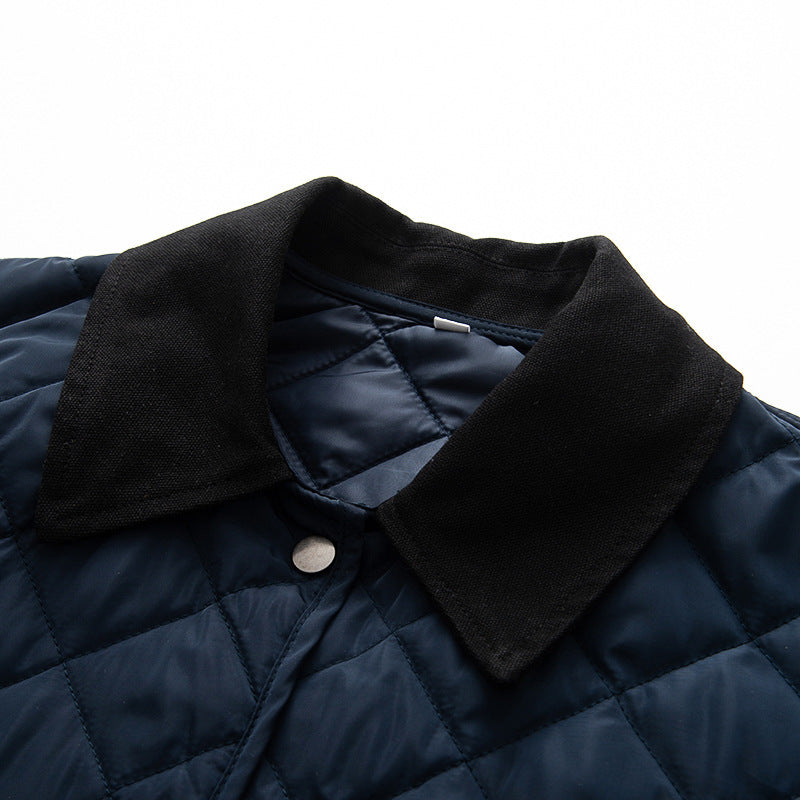 Quilted jacket for women in soft material with contrasting collar and practical pockets Lune London