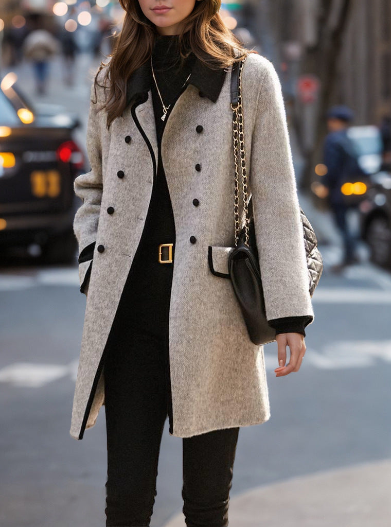 Elegant wool coat for women with classic design and contrasting collar Lune London