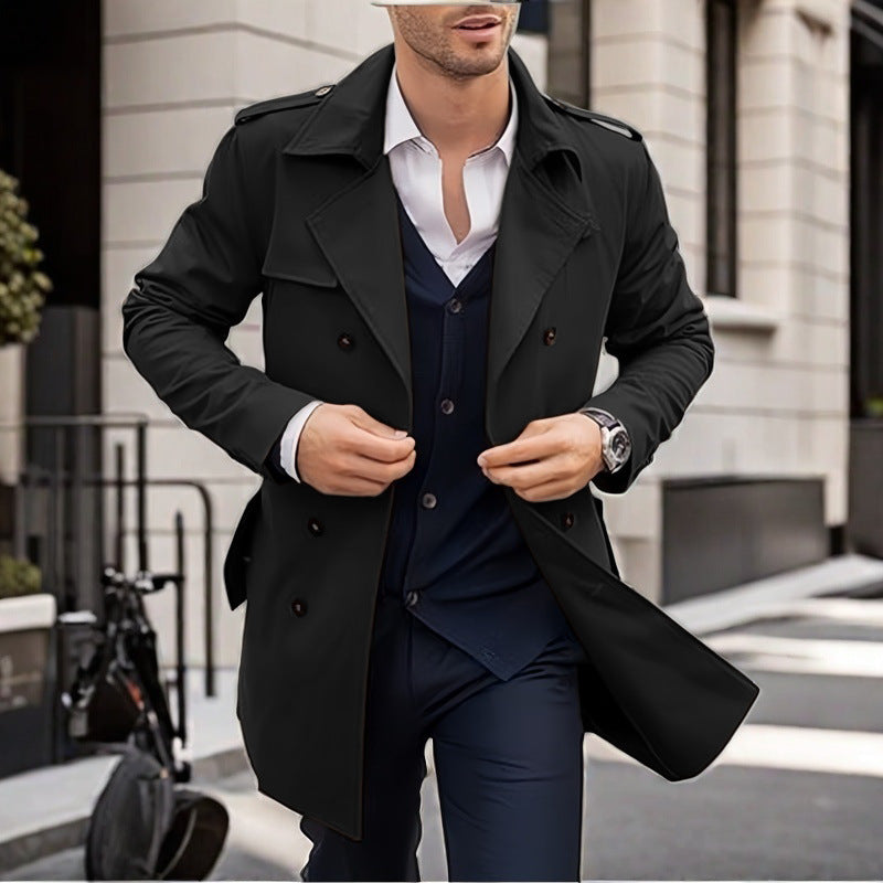 Double-breasted trench coat for men with practical pockets Lune London