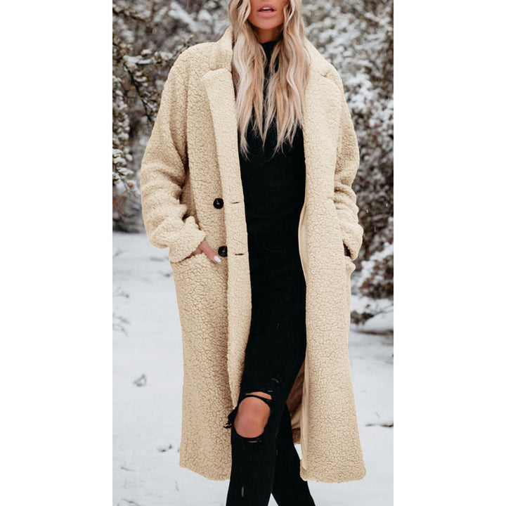 Ladies oversized teddy coat with button closure and practical pockets Lune London