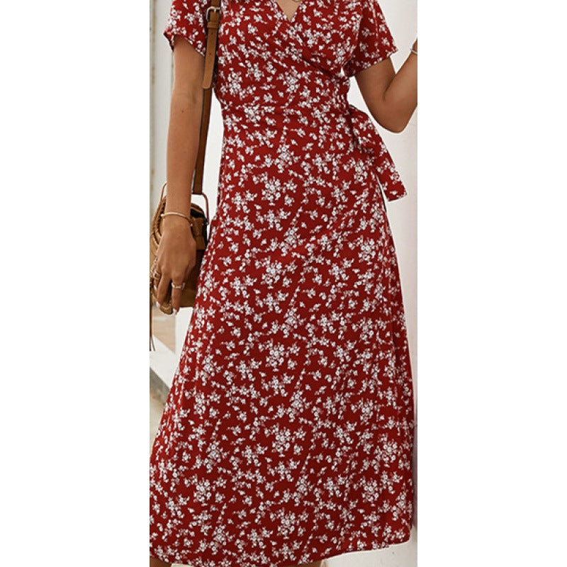 Robe maxi pour femmes avec décolleté en V profond et fente latérale Chic & Stil