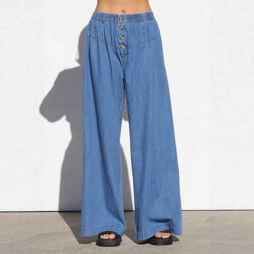 Ladies wide denim hotpants with elastic waistband and button details Lune London
