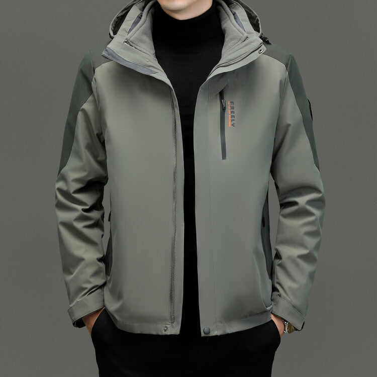 Functional jacket for men with innovative water-repellent properties Lune London