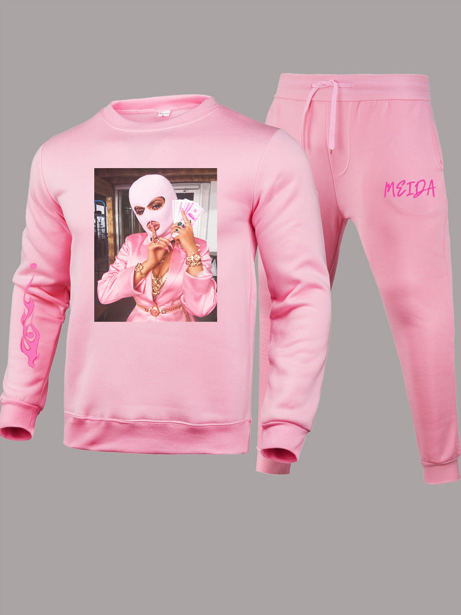 Women's sports set with striking graphic print and elastic waist Lune London