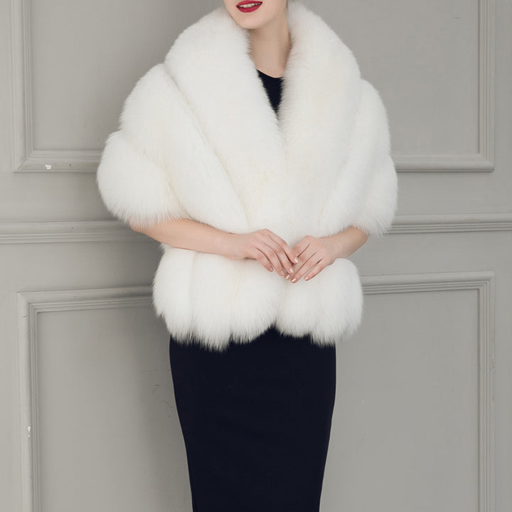 Ladies luxurious elegant faux fur cape Lune London