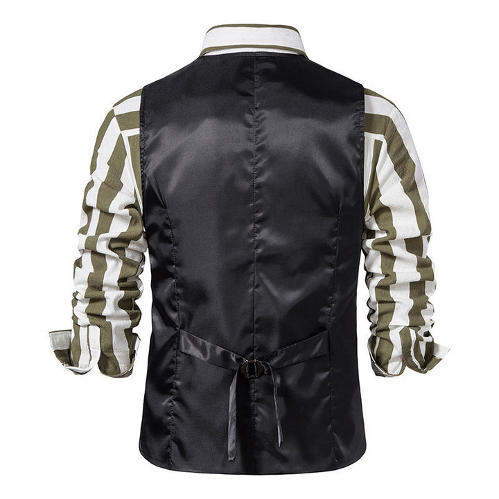 Elegant suit vest for men with modern cut and practical pockets Lune London