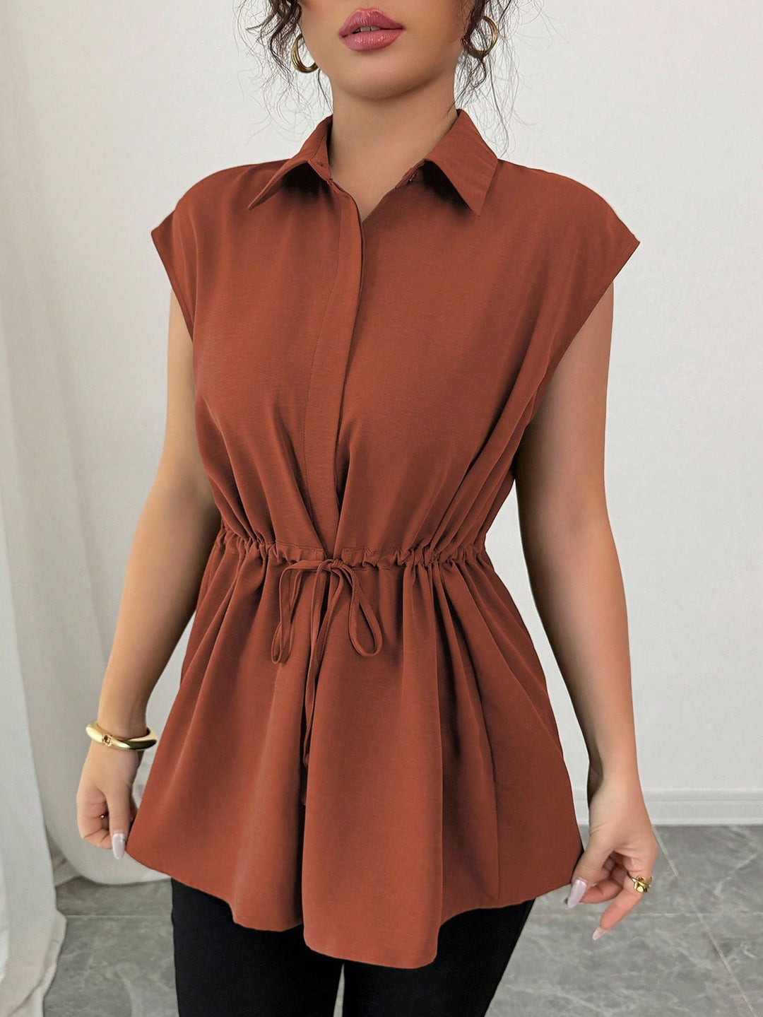 Women casual blouse with tailored cut Lune London
