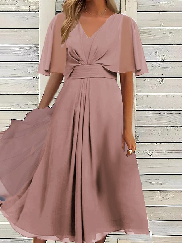 Elegant midi dress for women in flowing fabric with asymmetrical sleeves Lune London