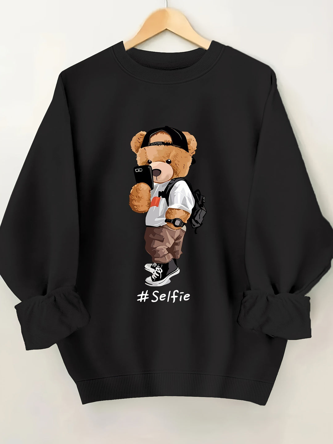 Sweatshirt pour femmes avec design artistique d'ours et coupe décontractée Chic & Stil
