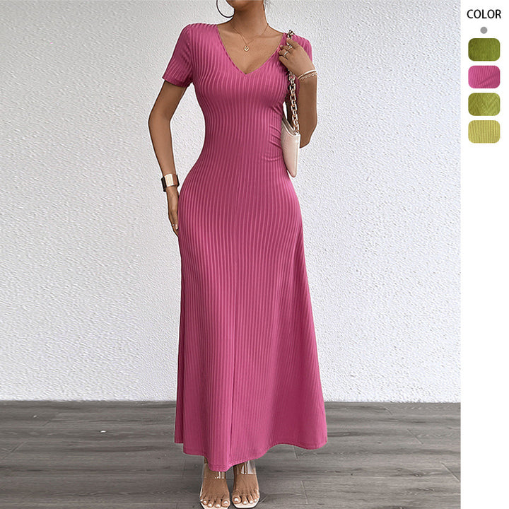 Maxi dress with long sleeves for women with elegant V neck and ribbed texture Chic & Stil