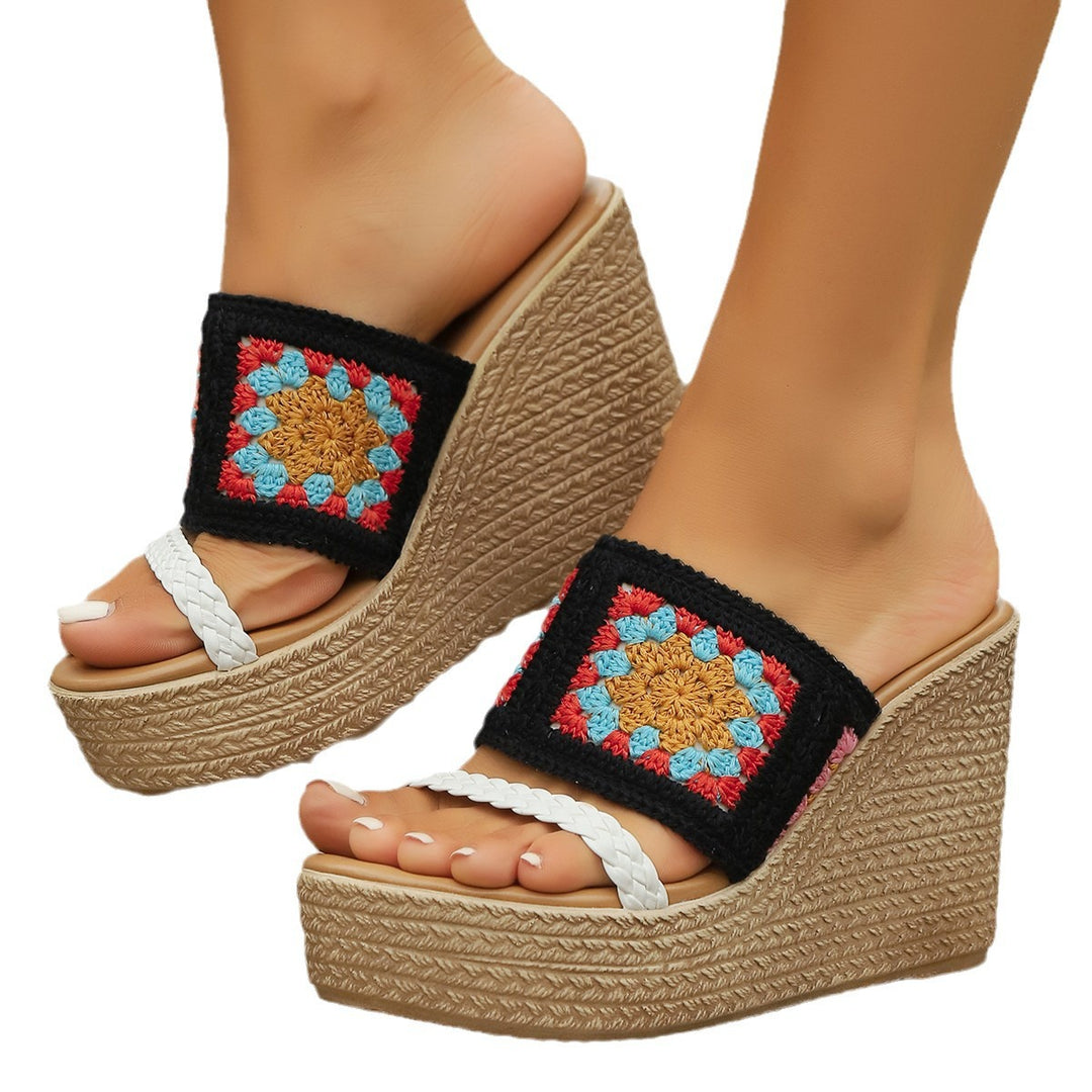 Women High-Quality Platform Sandals with Colorful Embroidered Design and Comfortable Insole Lune London