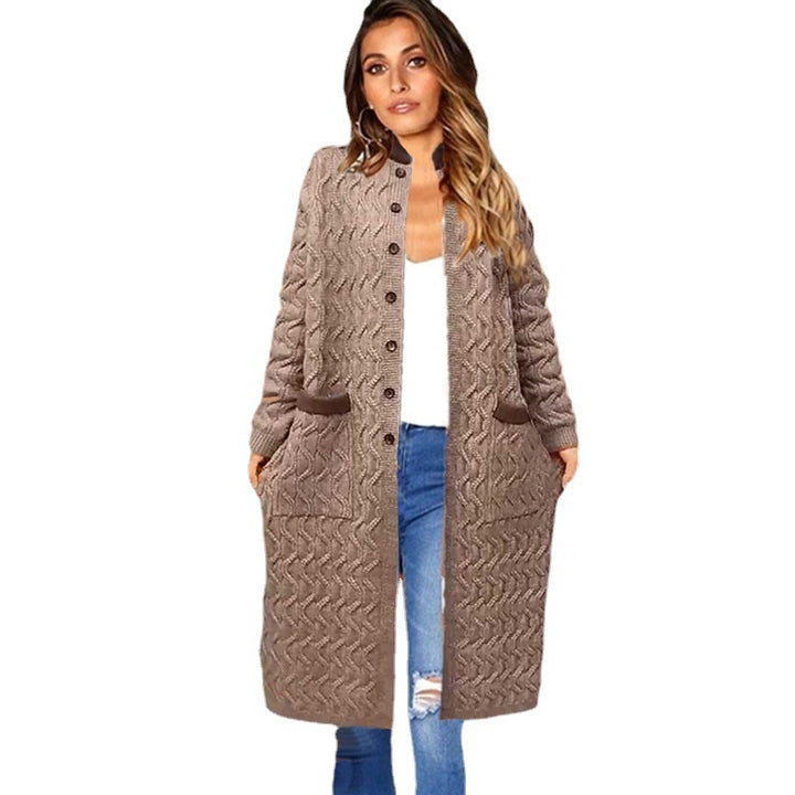 Knit coat for women with a trendy braid pattern and practical pockets Lune Londonl