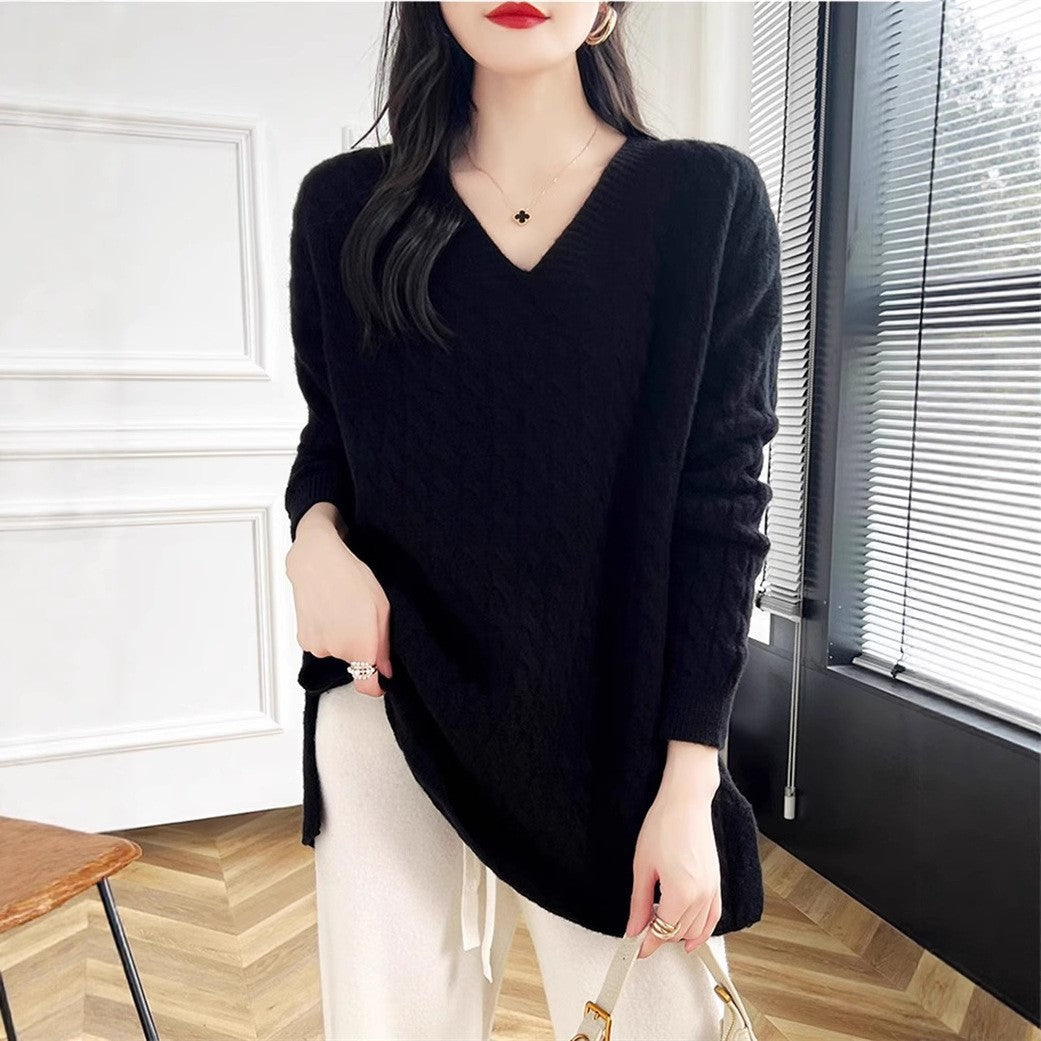 Pull femme à col en V avec un motif en tricot torsadé caractéristique et une coupe décontractée Chic & Stil