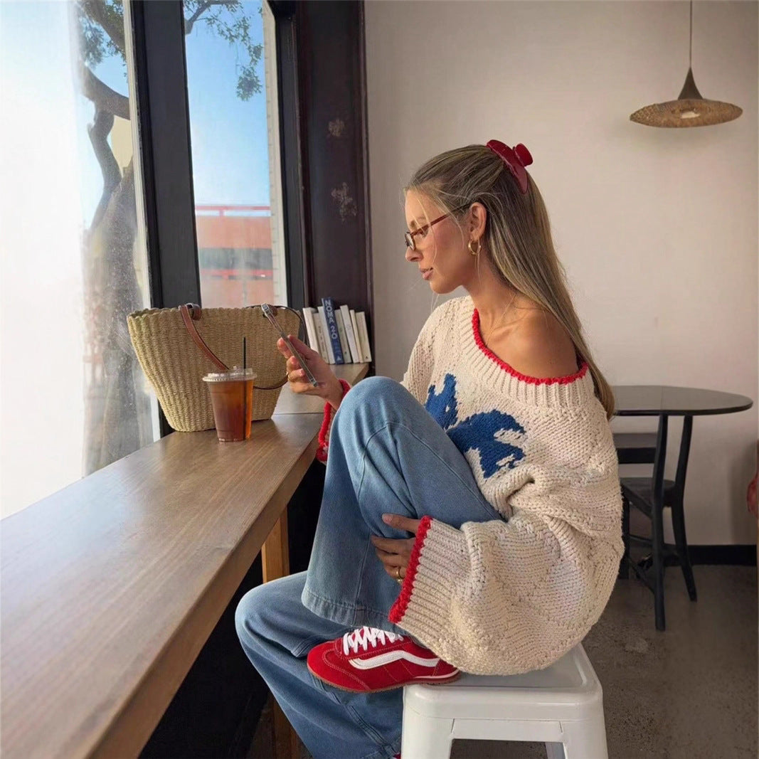 Women Turtleneck Sweater with a textured knitted pattern and striking contrasts Lune London