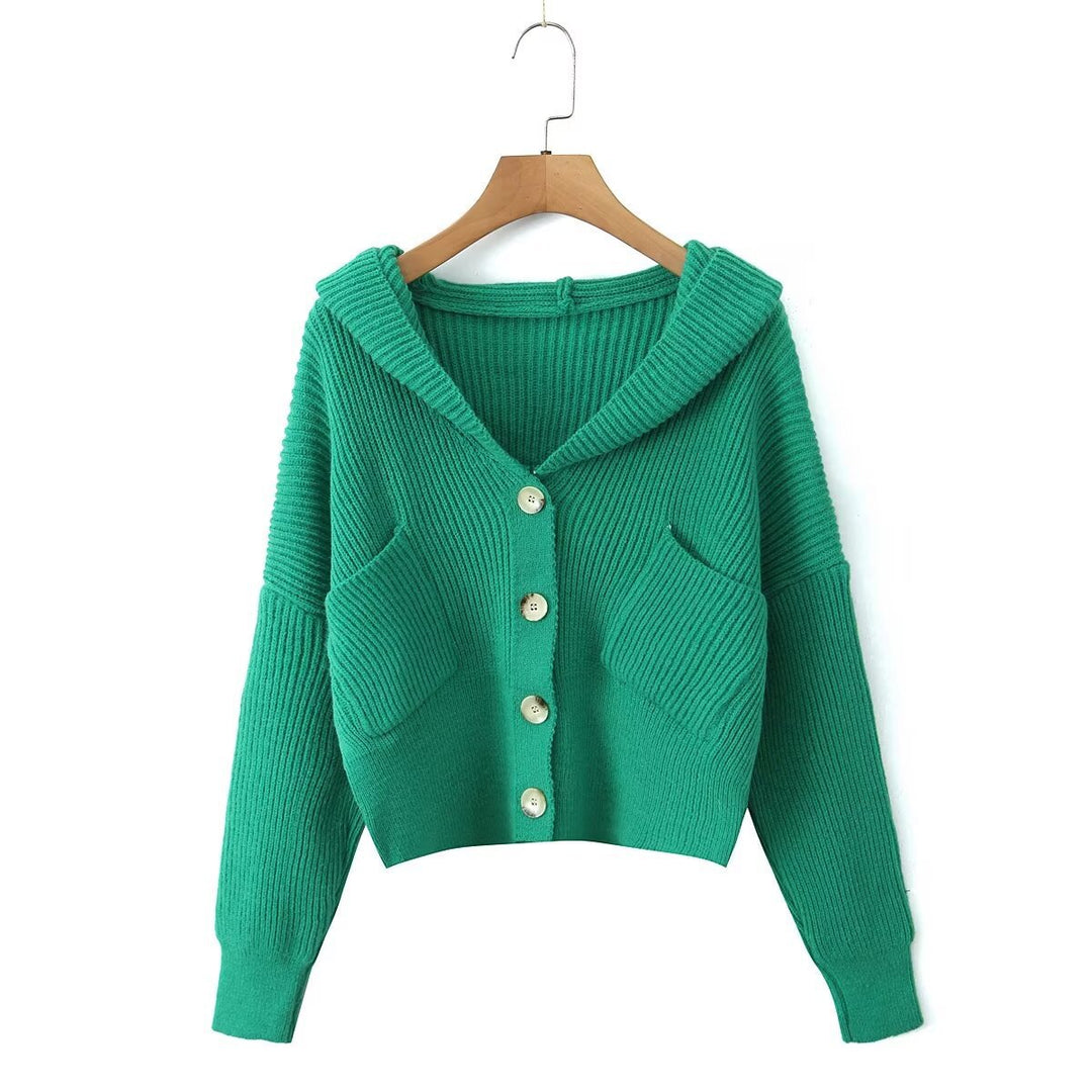 Ladies casual knitted vest with hood and practical pockets Lune London