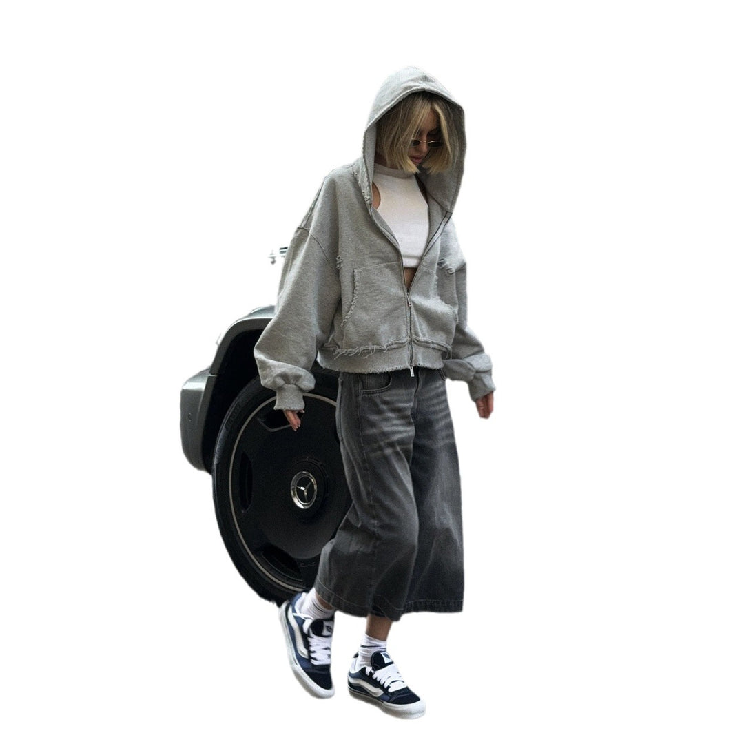 Oversized casual shirt jacket for women with trendy decorative stitching and practical pockets Lune London