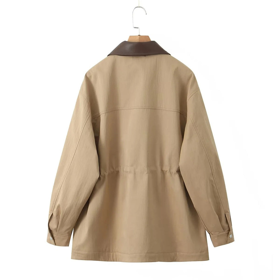 Windbreaker jacket for women with comfortable size adjustment and extra large pockets Lune London