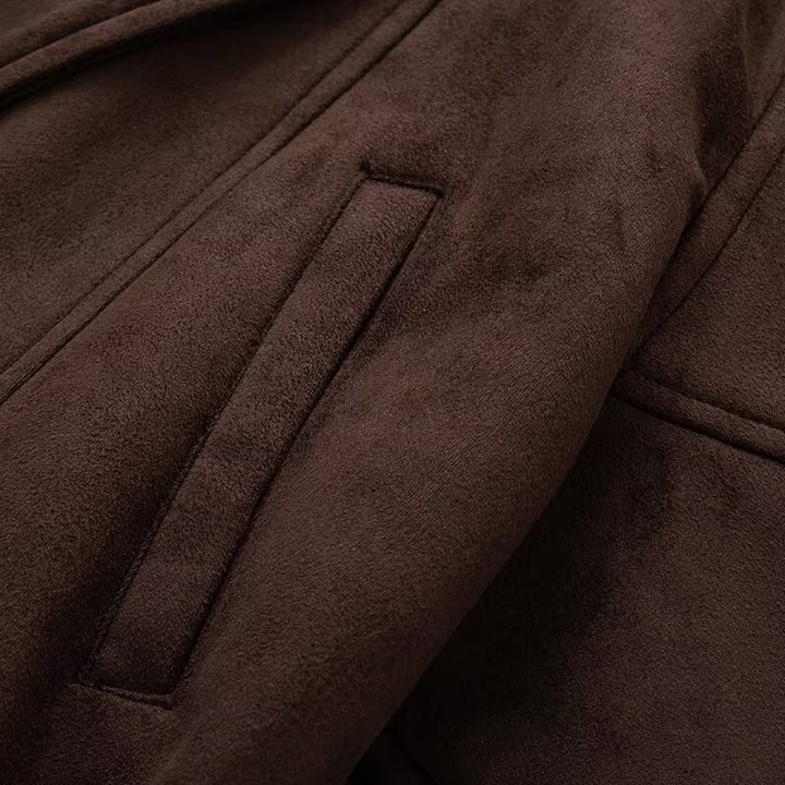 Veste en faux cuir à la mode pour femmes avec col large et ceinture à la taille Chic & Stil