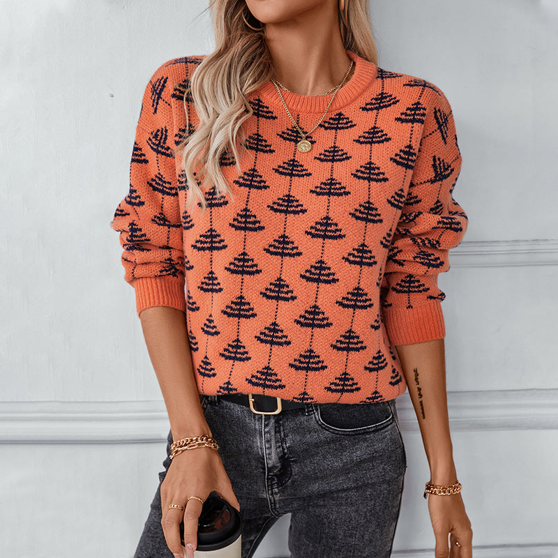 Knit sweater for women with a playful tree design and soft material Lune London