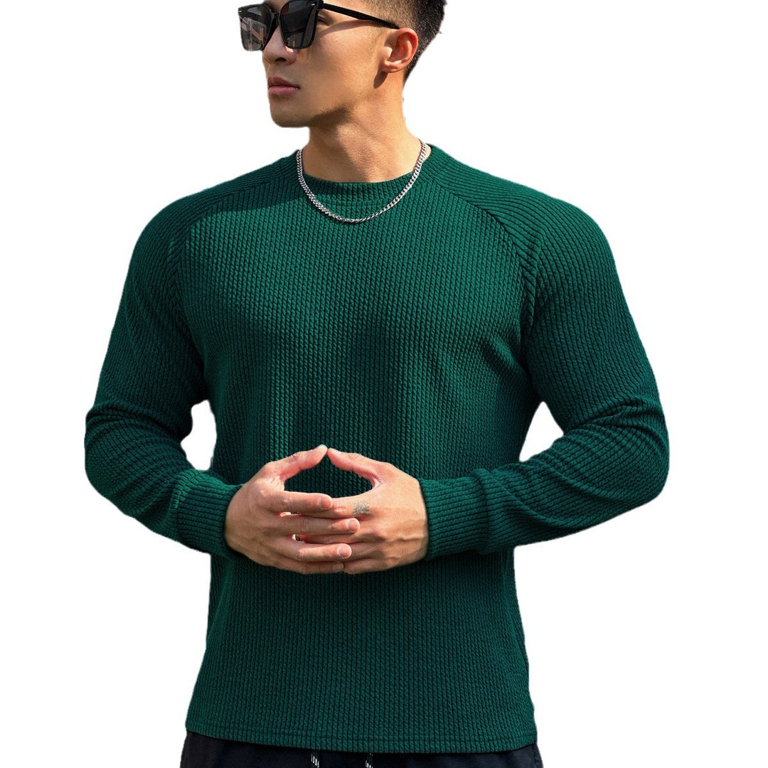 Men's long sleeve training t-shirt with textured design and breathable fabric Lune London