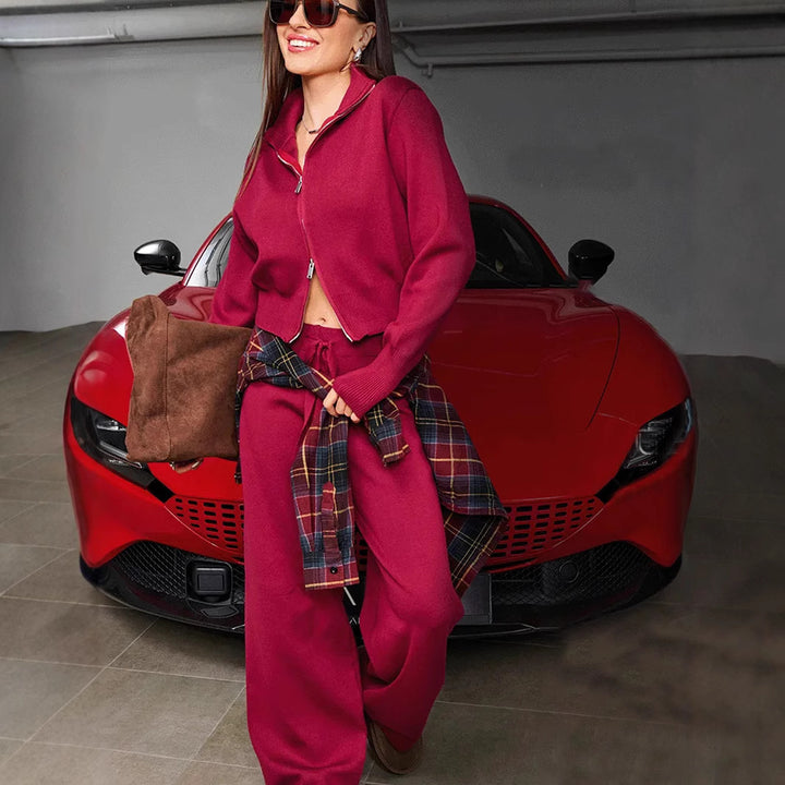 Women's sporty knit lounge set with full zip and elastic waistband Lune London