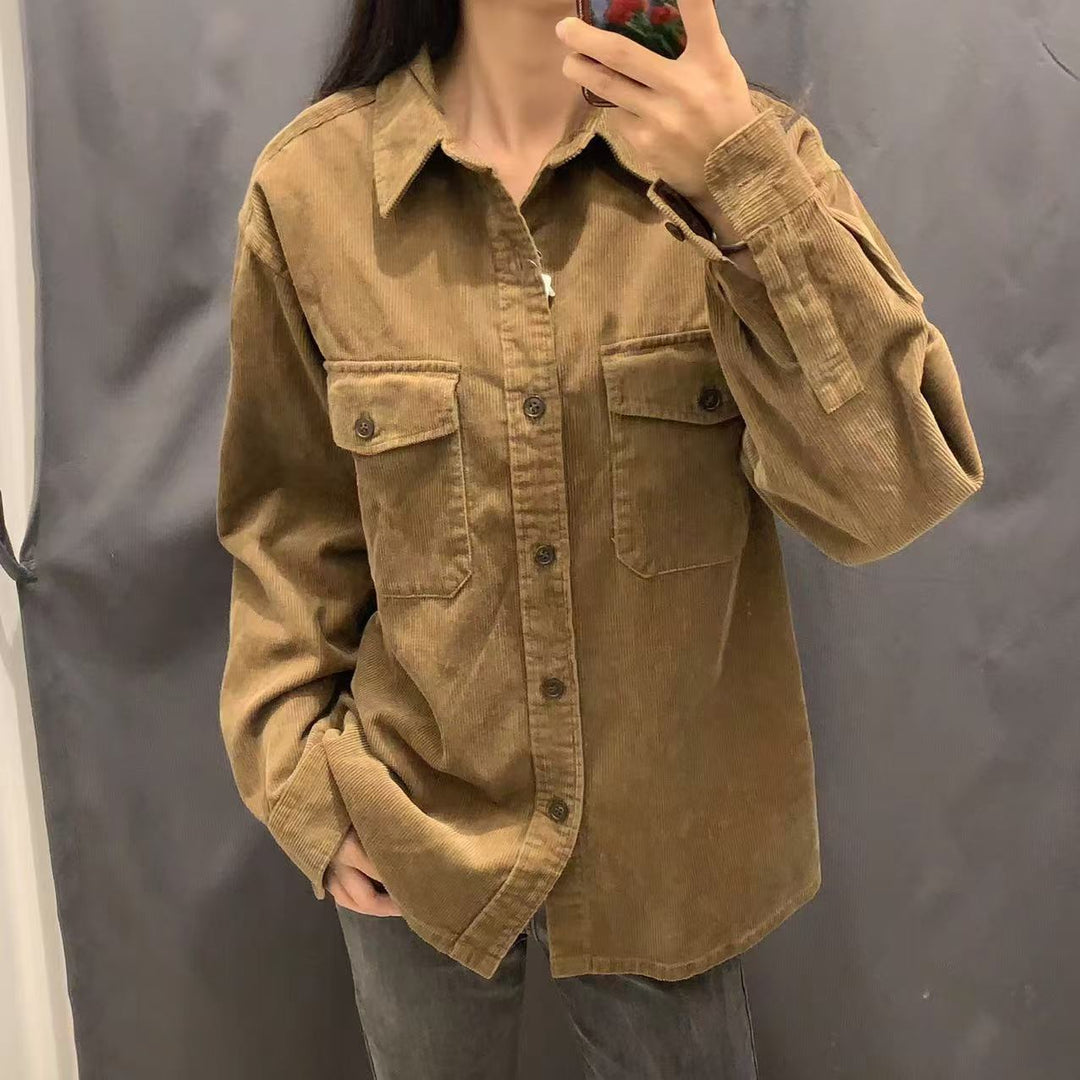 Veste en corduroy décontractée pour femmes avec poches poitrine pratiques Chic & Stil