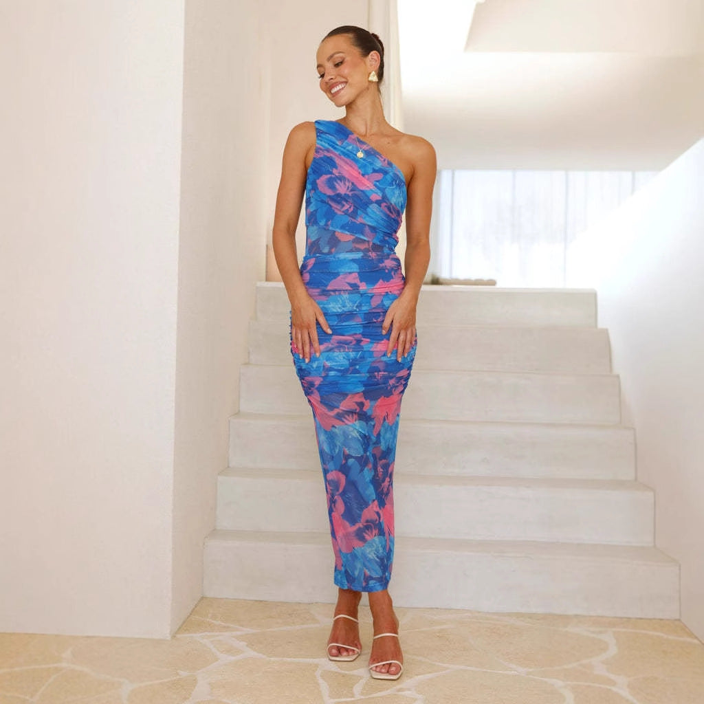 Flattering maxi dress for women with asymmetric strap and floral design Chic & Stil