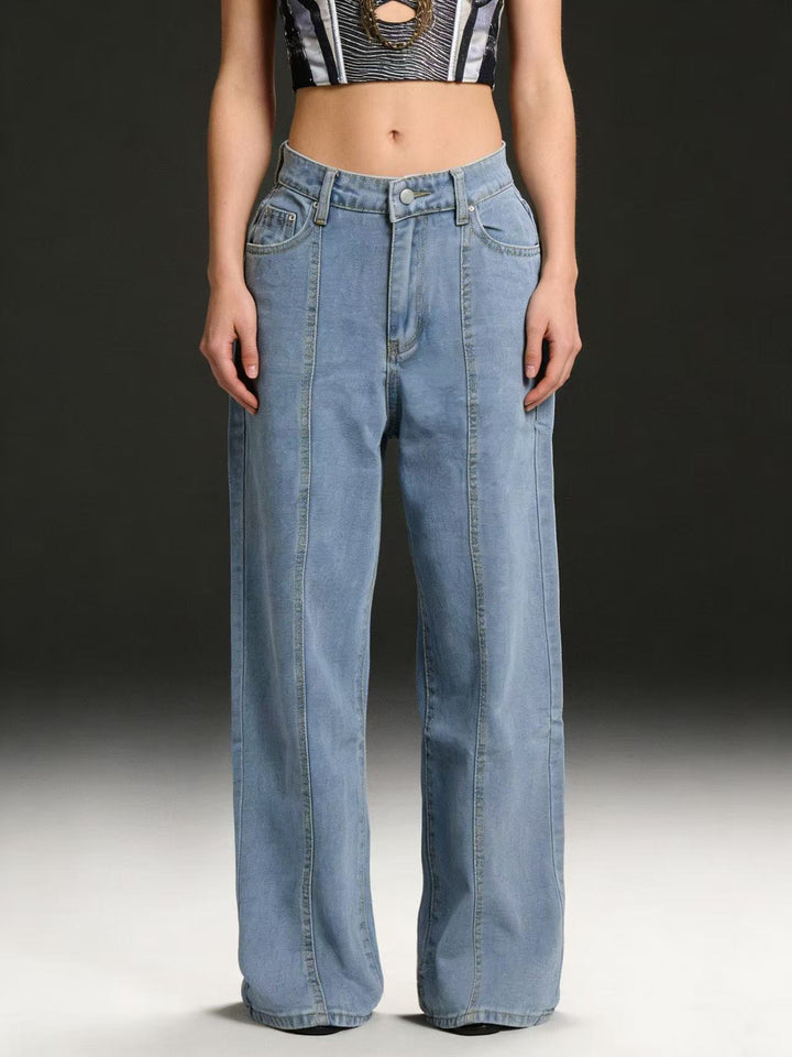 Women high-waisted wide jeans with sophisticated seam details Lune London