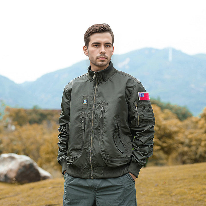 Camouflage bomber jacket for men with practical pockets and warm inner lining Lune London