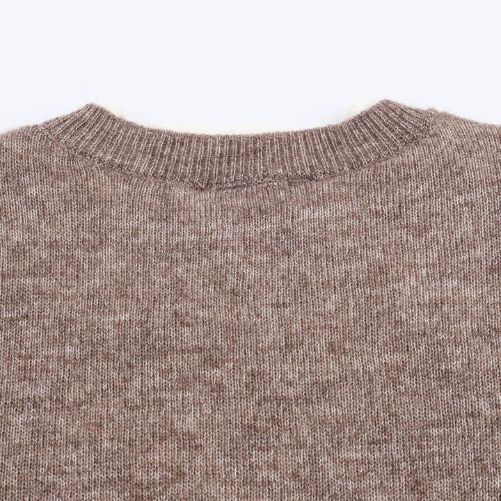 Casual knit jacket for women with round neck and button details Lune London