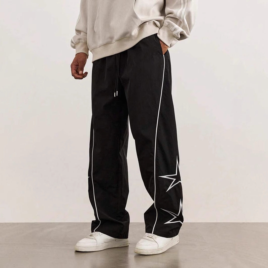 Sport leisure pants for men with chic and stylish side appliqués