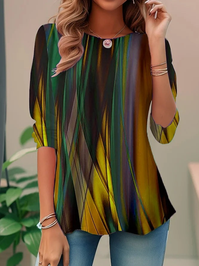 Ladies' top with modern graphic pattern Chic and Style