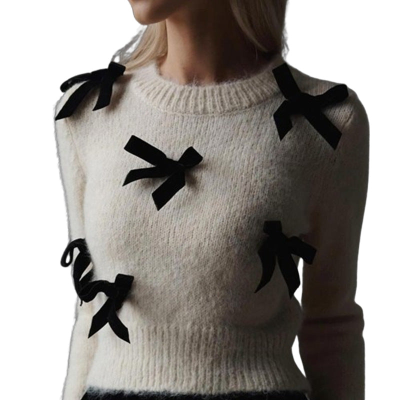 Knitted sweater for women with decorative knots Lune London