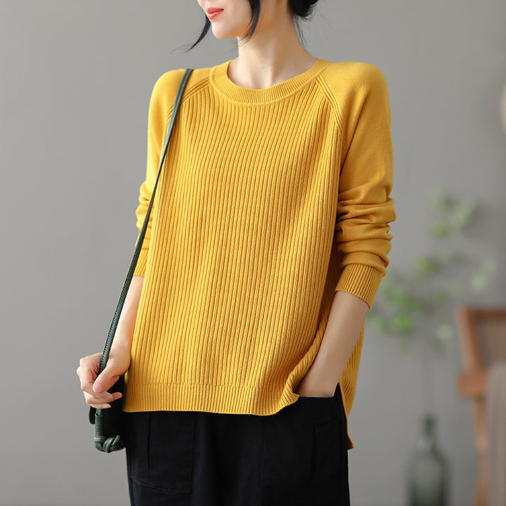 Casual ribbed knit pullover for women with side pockets Lune London