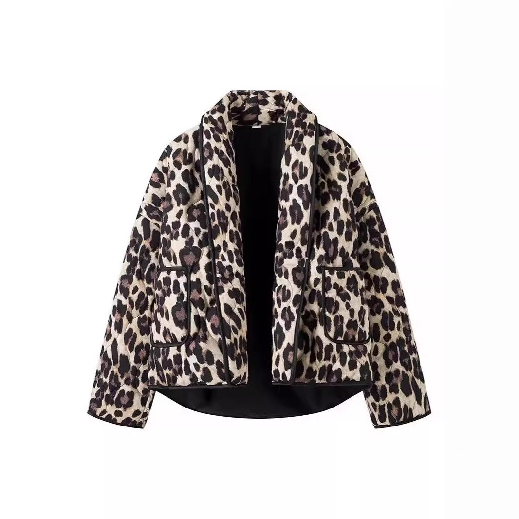 Veste matelassée tendance pour femmes avec motif léopard et poches pratiques Lune London