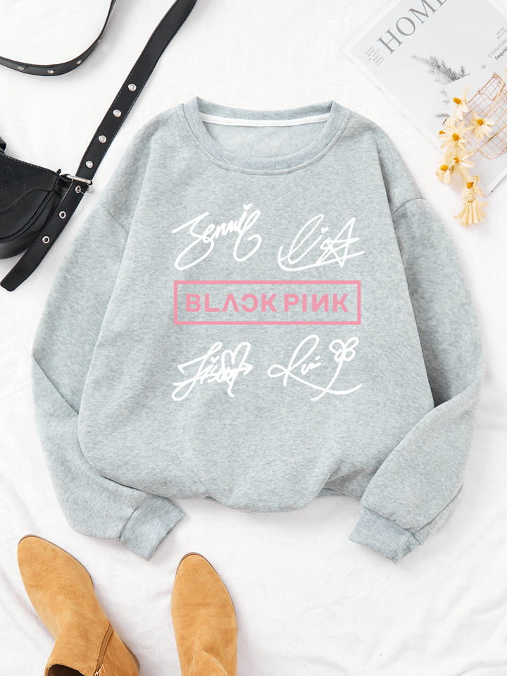 Women's casual sweatshirt with creative signature motif Chic & Stil