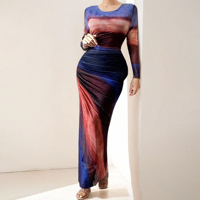 Robe maxi élégante pour femmes avec effet drapé raffiné et manches longues Chic & Stil