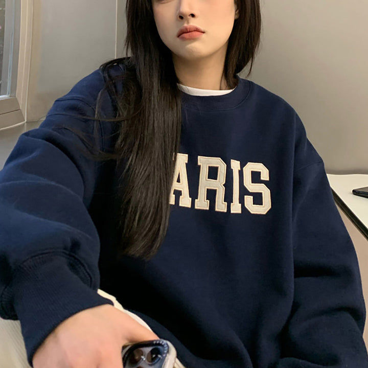 Ladies casual sweatshirt with distinctive lettering Lune London