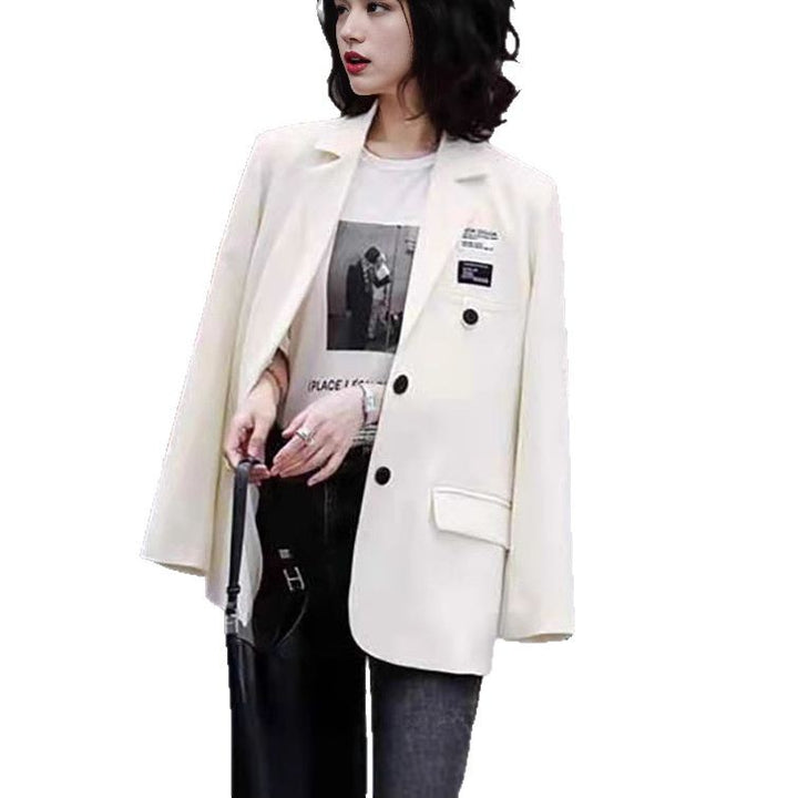 Blazer surdimensionné élégant pour femmes avec coupe croisée et détails modernes Chic & Stil