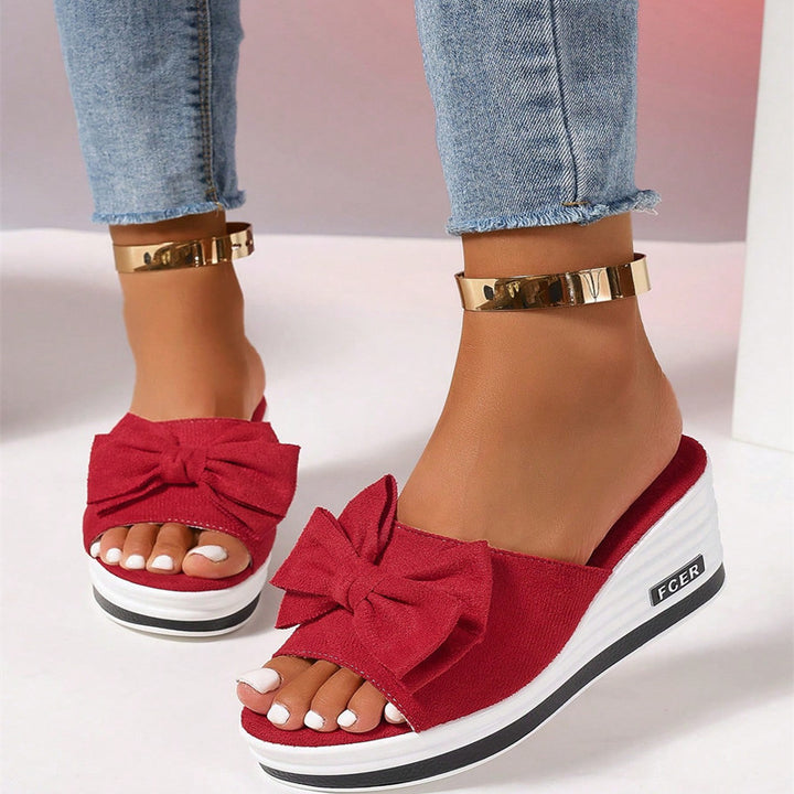 Women's platform sandals with stylish bow application and comfortable sole Lune London