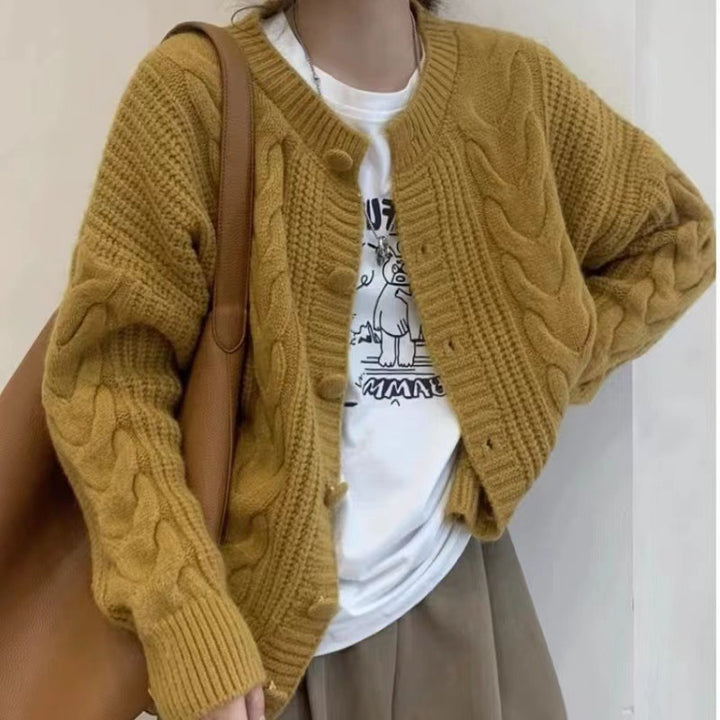 Ladies cardigan with nostalgic cable pattern Lune London