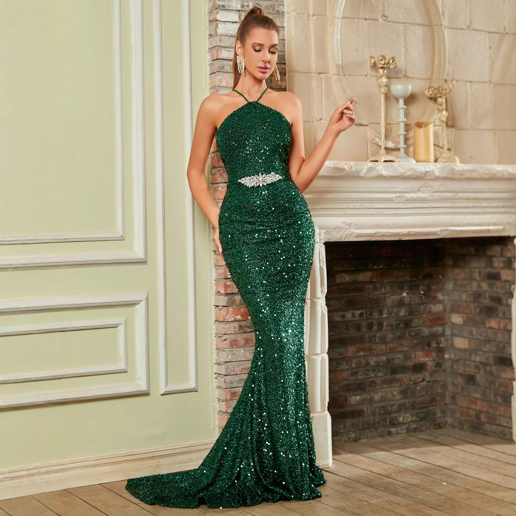 Robe de soirée glamour pour femmes avec coupe sculptante et paillettes scintillantes Chic & Stil