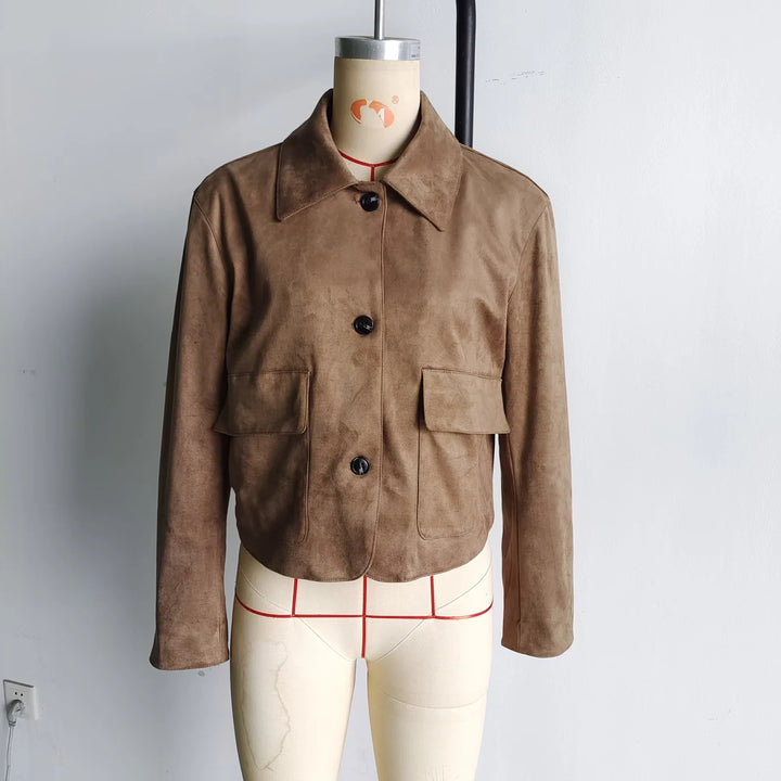 Fashionable short jacket for women in high-quality synthetic suede with practical pockets Lune London