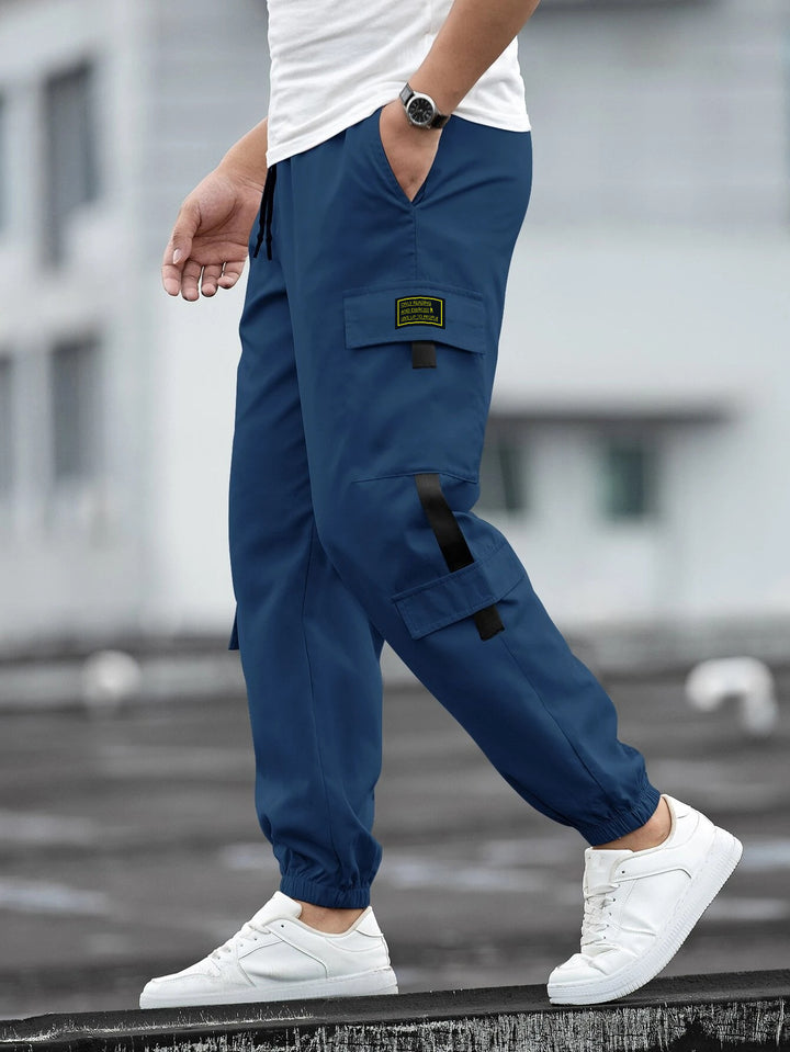 Casual cargo pants for men with adjustable waist and practical zip pockets Lune London