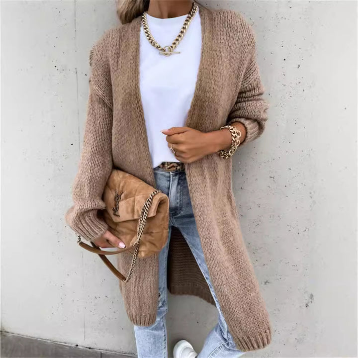 Cardigan en tricot épais pour femmes avec des manches surdimensionnées et un design à la mode Chic & Stil