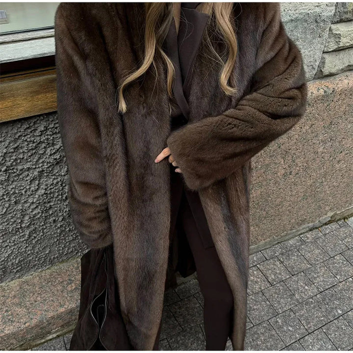 Manteau élégant en fausse fourrure pour femmes Chic & Stil