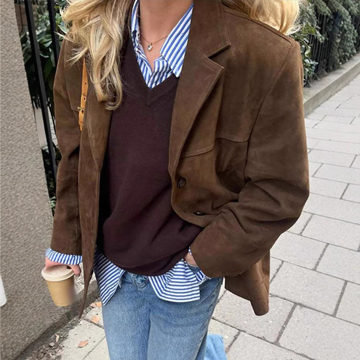 Women Suede Blazer Fashion with Pockets and Elegant Cut Lune London