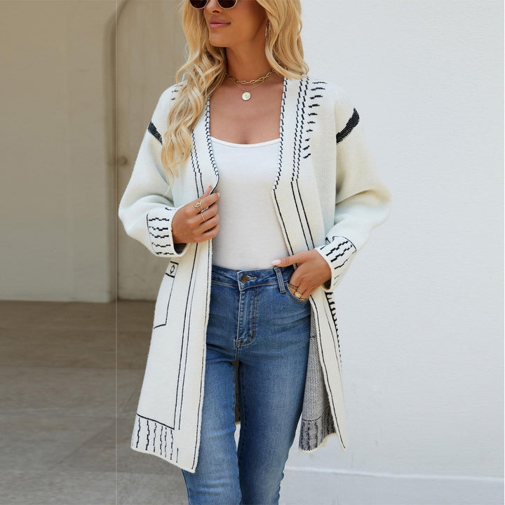Women's knitted jacket with unique pattern and relaxed fit Lune London