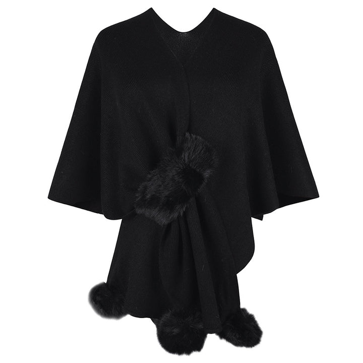 Elegant poncho for ladies with luxurious faux fur trim Lune London