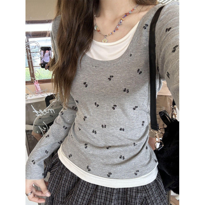 Ladies fashionable long sleeve shirt with floral textured pattern Chic & Stil
